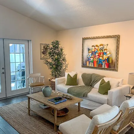 Bayside Bungalow